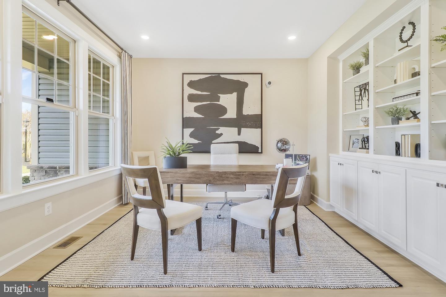 8535 Lallybroch Ln Property Photo 3