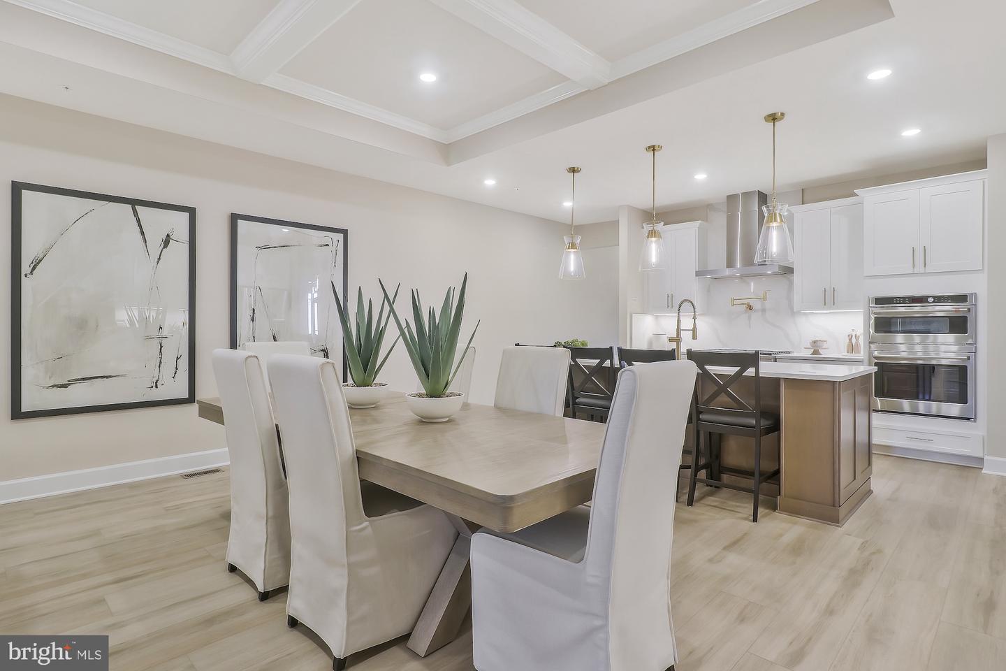 8535 Lallybroch Ln Property Photo 4