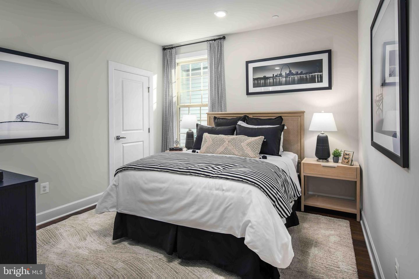 8535 Lallybroch Ln Property Photo 9