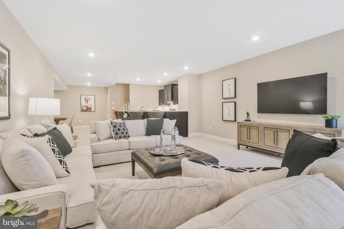 8535 Lallybroch Ln Property Photo 13