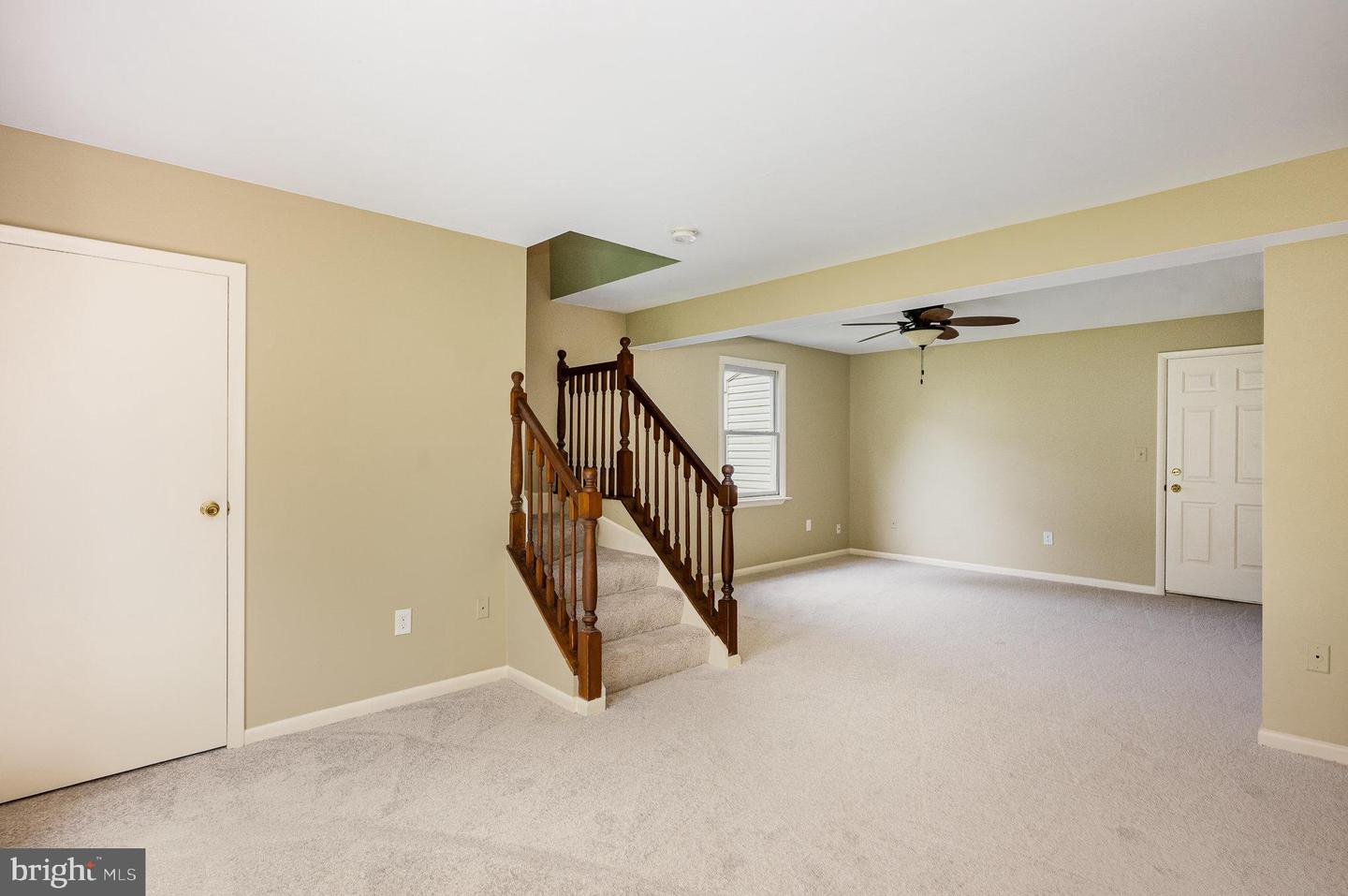 8040 Savage Guilford Rd Property Photo 11
