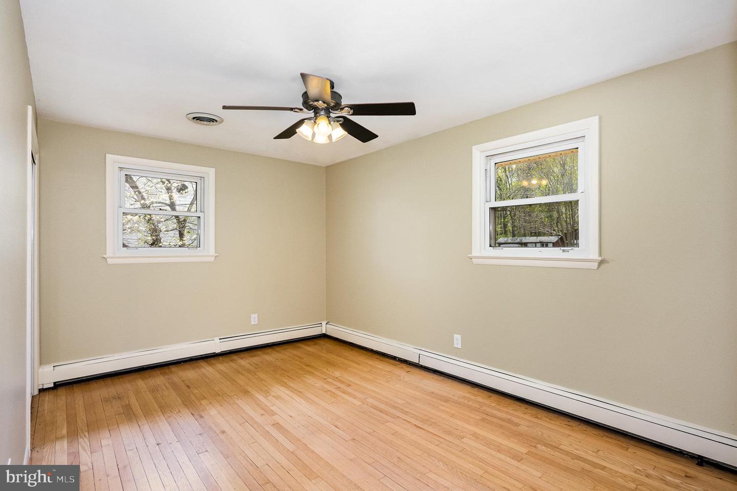 8040 Savage Guilford Rd Property Photo 13