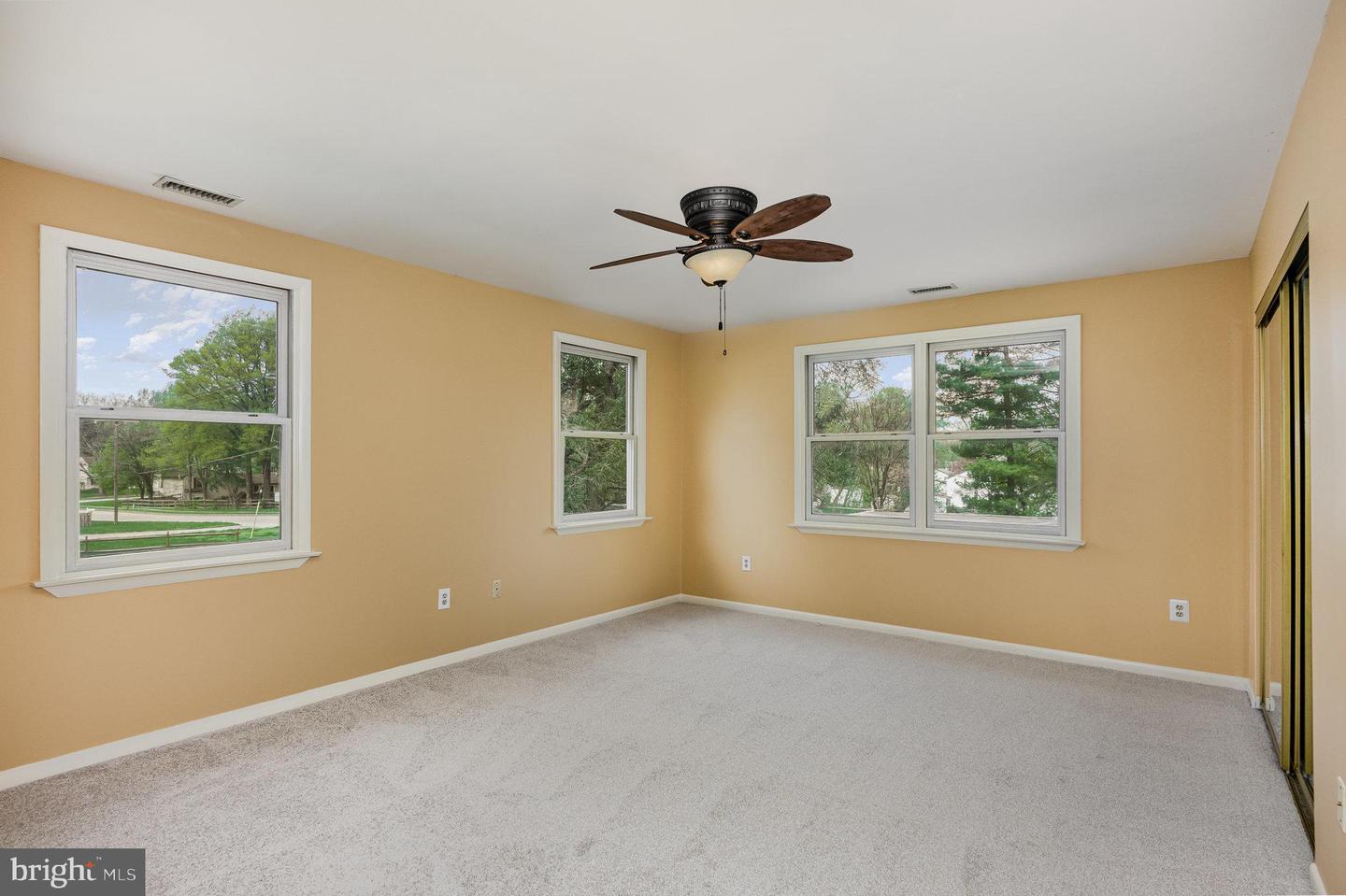 8040 Savage Guilford Rd Property Photo 24