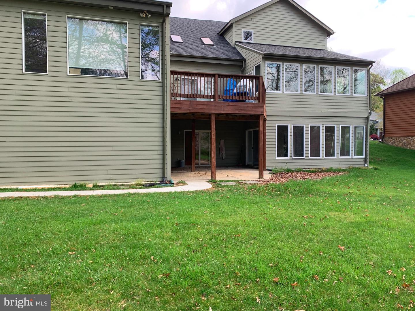 6108 Shaded Leaf Ct Property Photo 3
