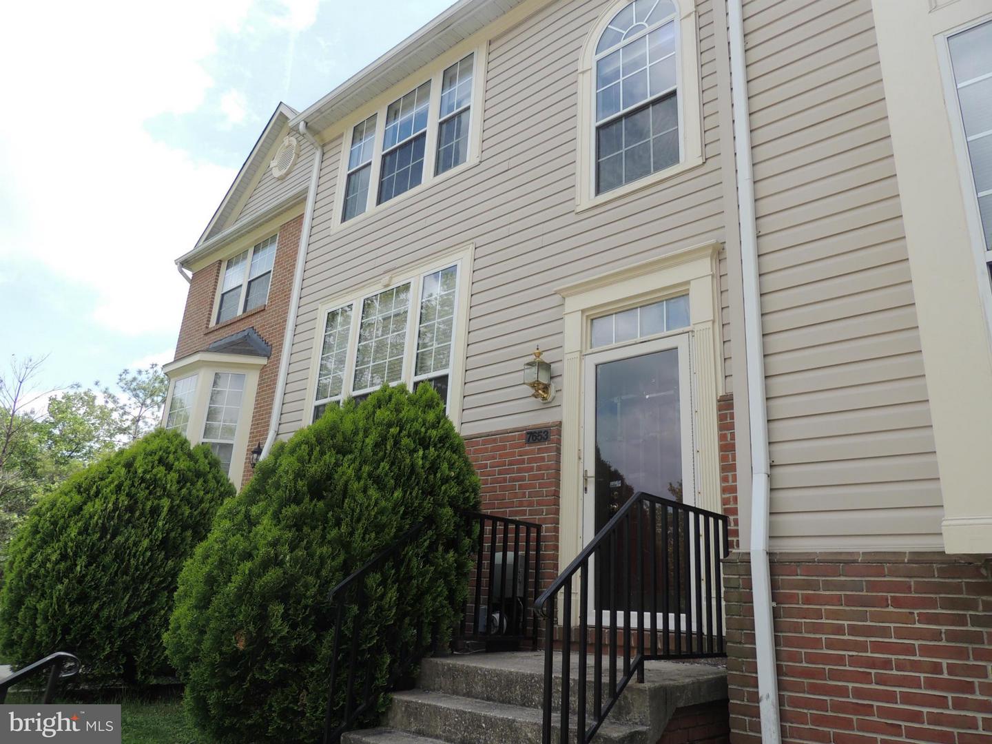 7653 Blueberry Hill Ln Property Photo