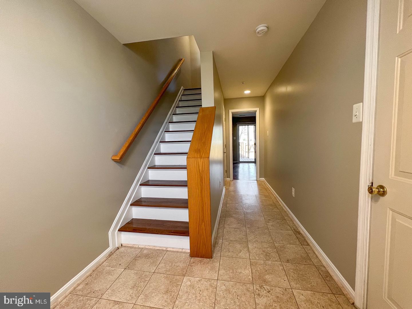 6109 Silver Arrows Way Property Photo 2
