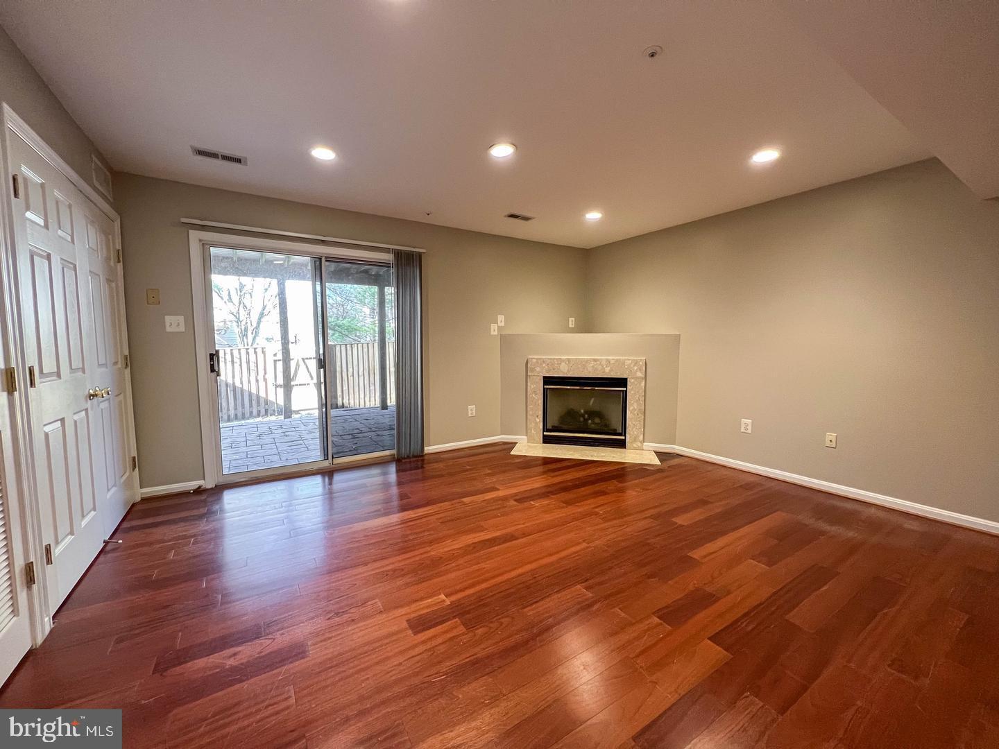 6109 Silver Arrows Way Property Photo 3
