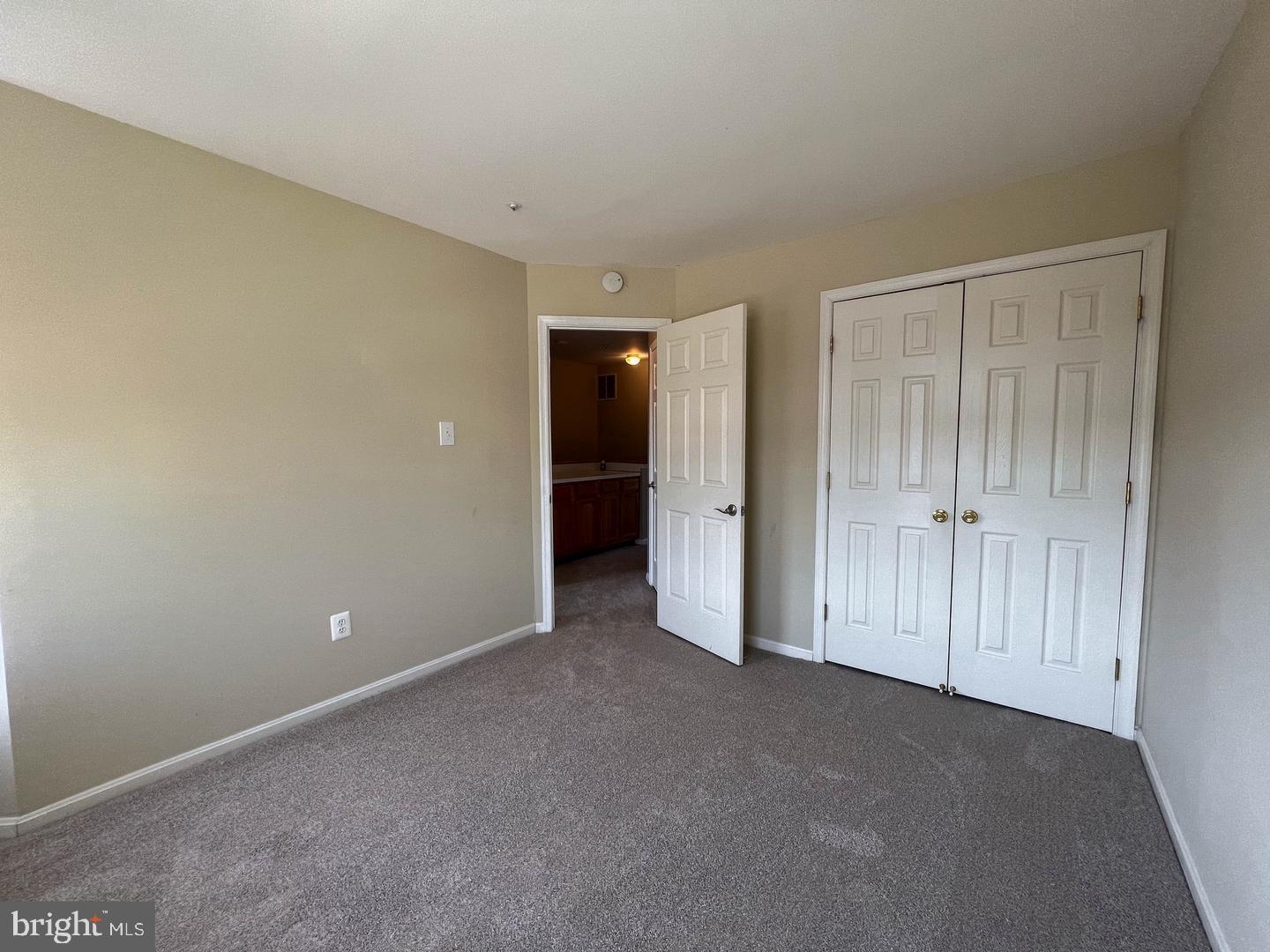 6109 Silver Arrows Way Property Photo 16