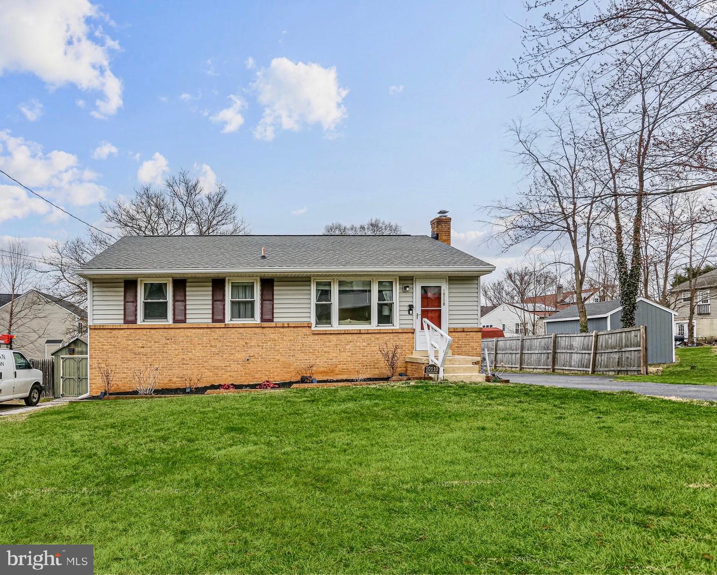 10110 Stansfield Rd Property Photo 1