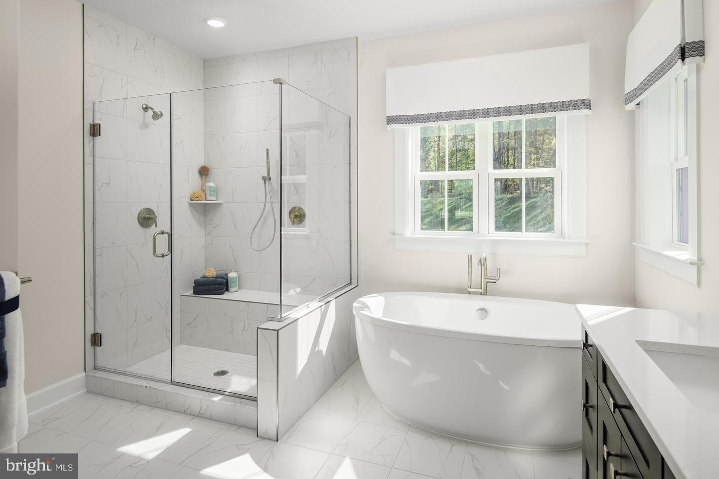 3799 Westmount Pkwy Property Photo 10