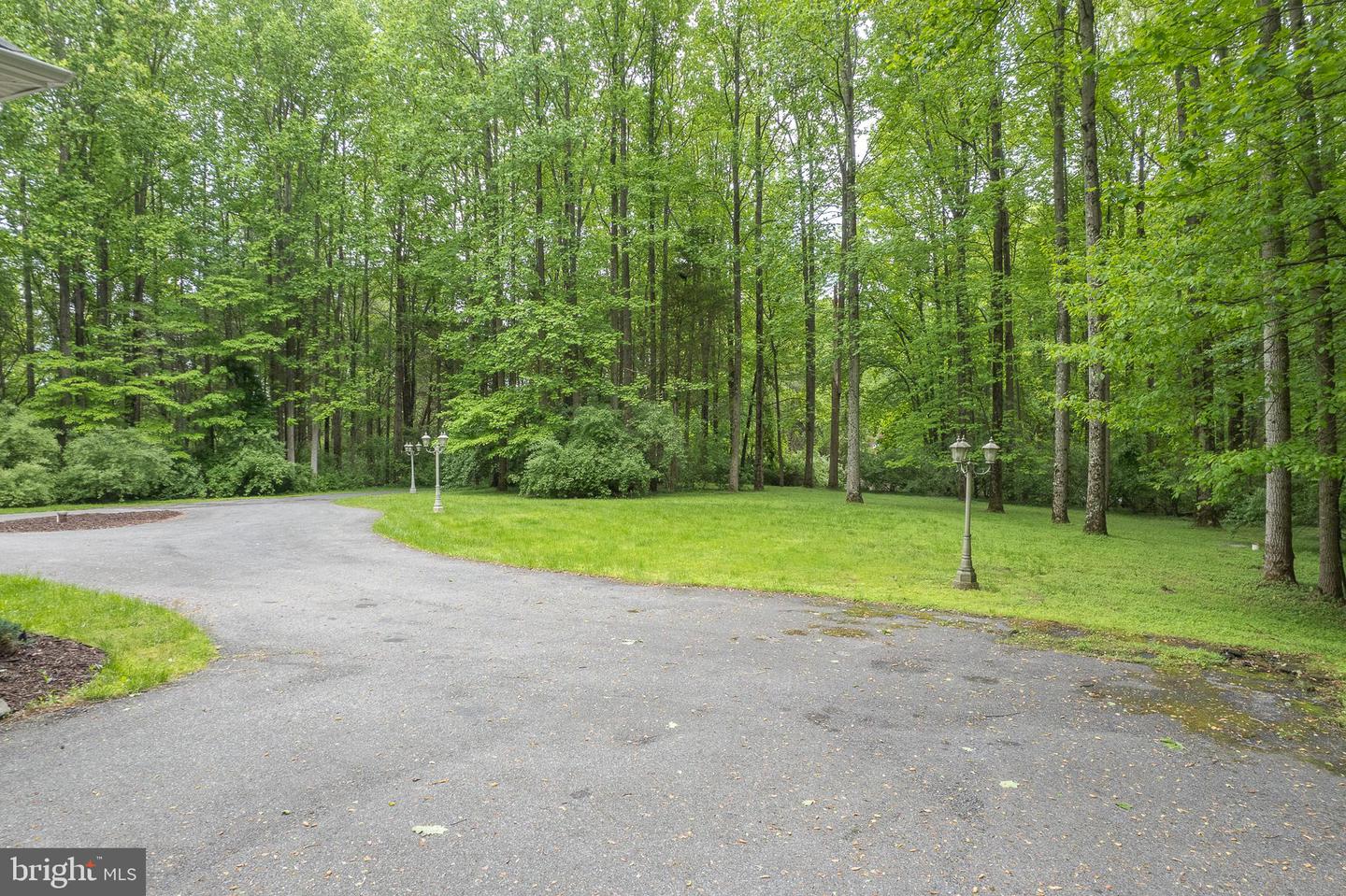 1336 Crows Foot Rd Property Photo 5