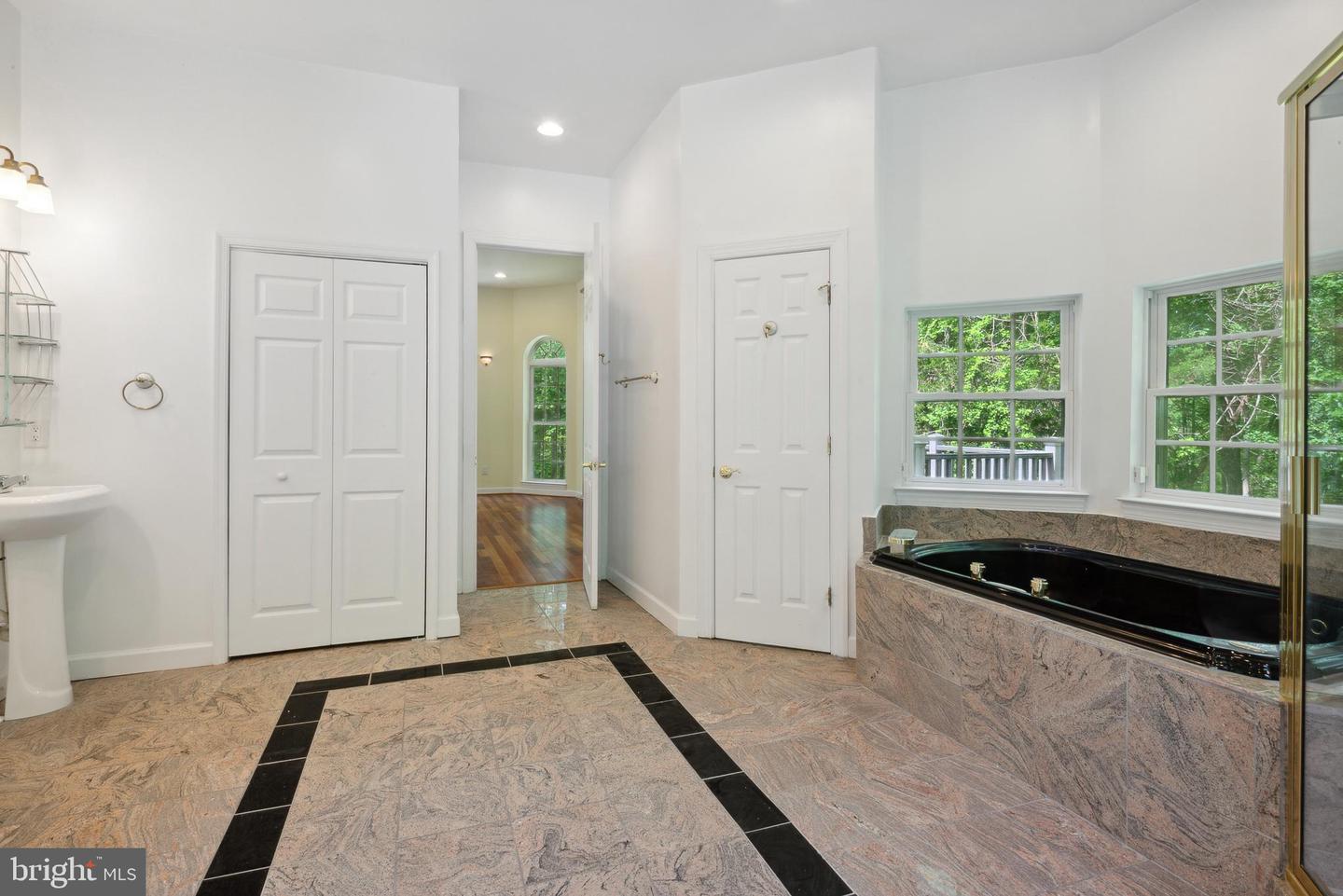 1336 Crows Foot Rd Property Photo 25