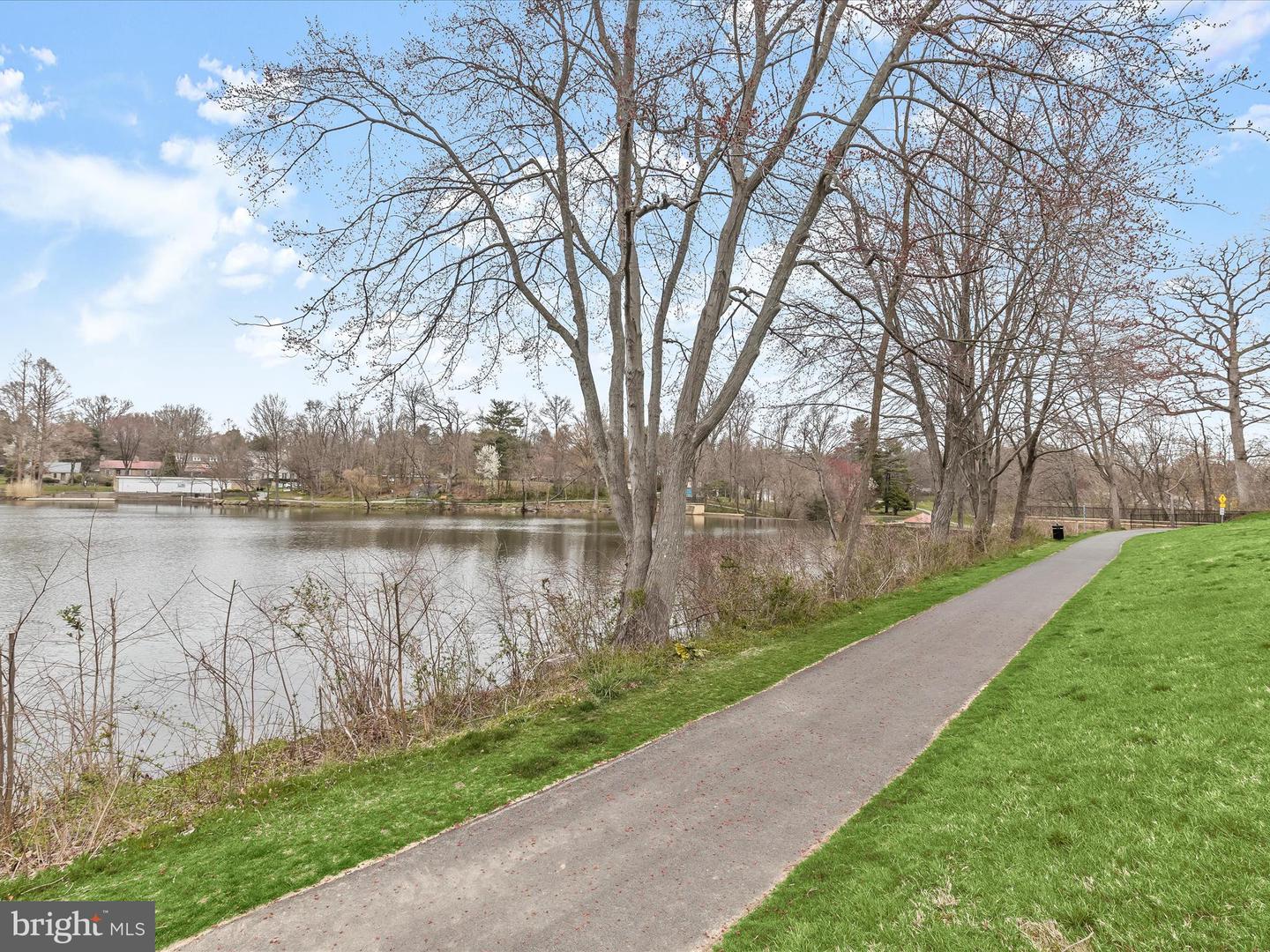 10001 Windstream Dr #201 Property Photo 20