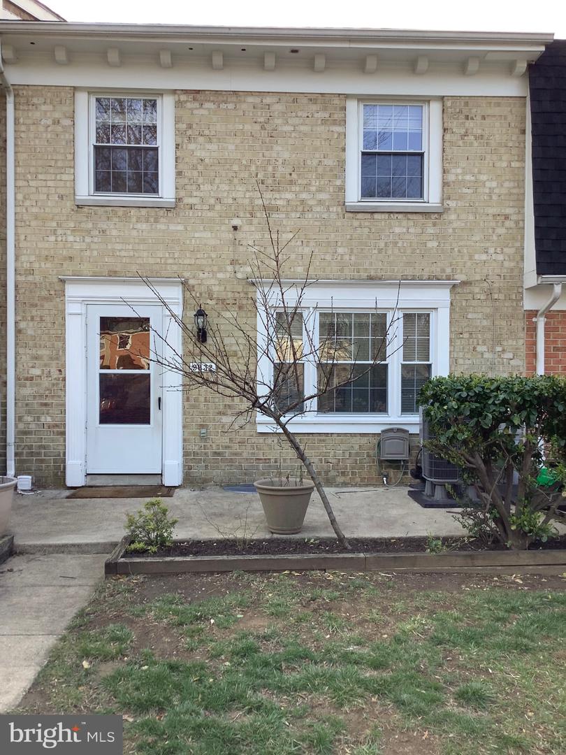 9832 Whiskey Run Property Photo