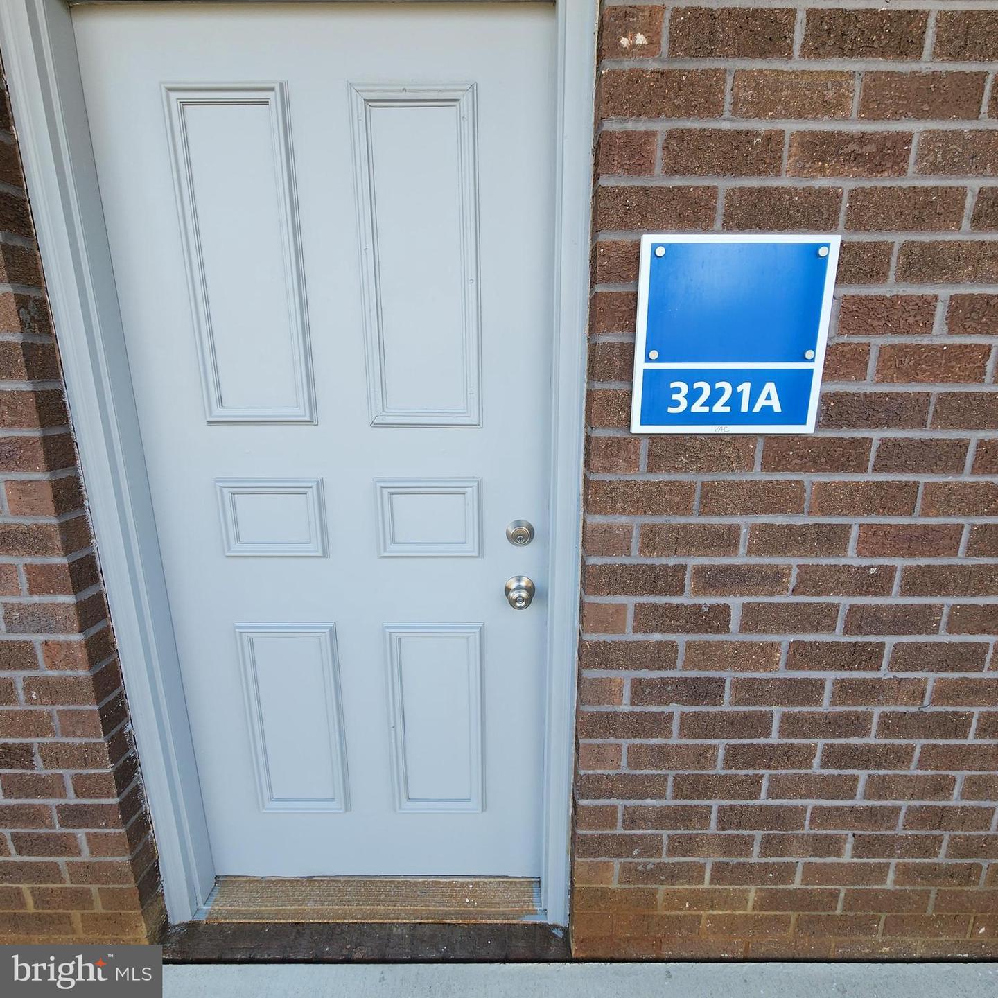 3221 CORPORATE CT #11A Property Photo 1