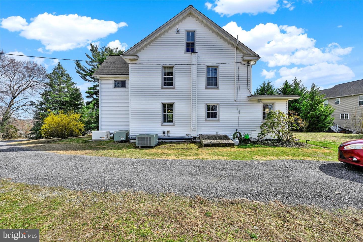 6050 Old Washington Rd Property Photo 18