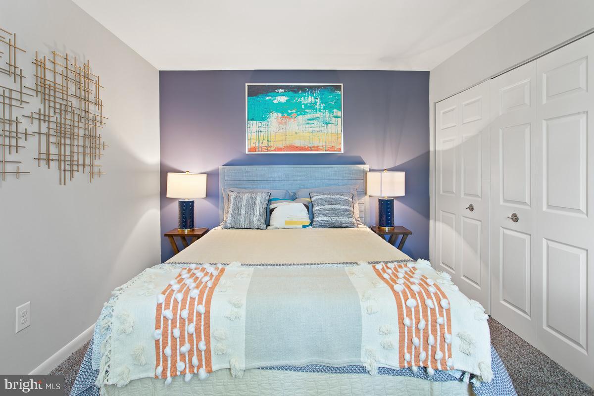 9220 Old Lantern Way #2bed2bath Property Photo 7