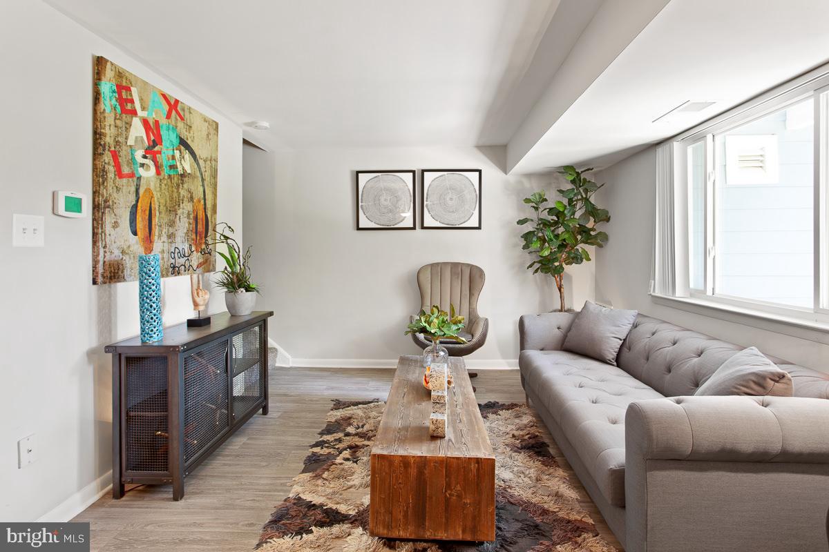 9220 Old Lantern Way #2bed2bath Property Photo 8