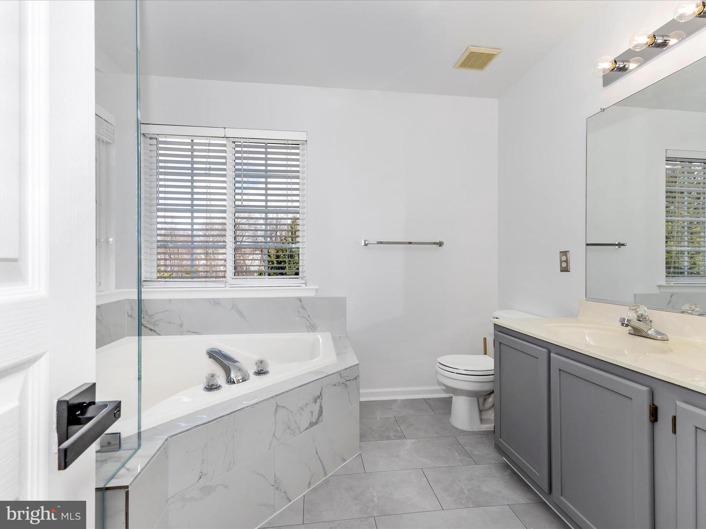 6524 Elderberry Ct Property Photo 28