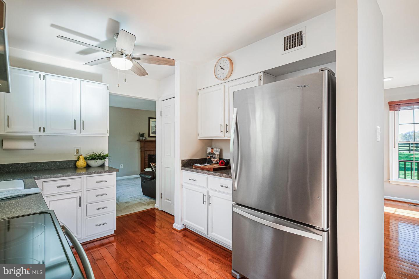 17587 Timberleigh Way Property Photo 8