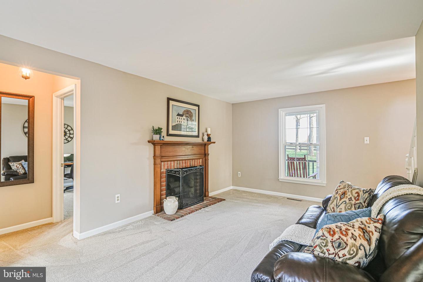 17587 Timberleigh Way Property Photo 13