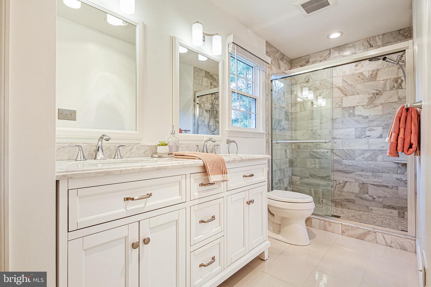 17587 Timberleigh Way Property Photo 19
