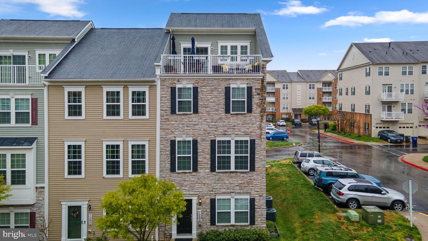 7288 Elkridge Crossing Way Property Photo 1