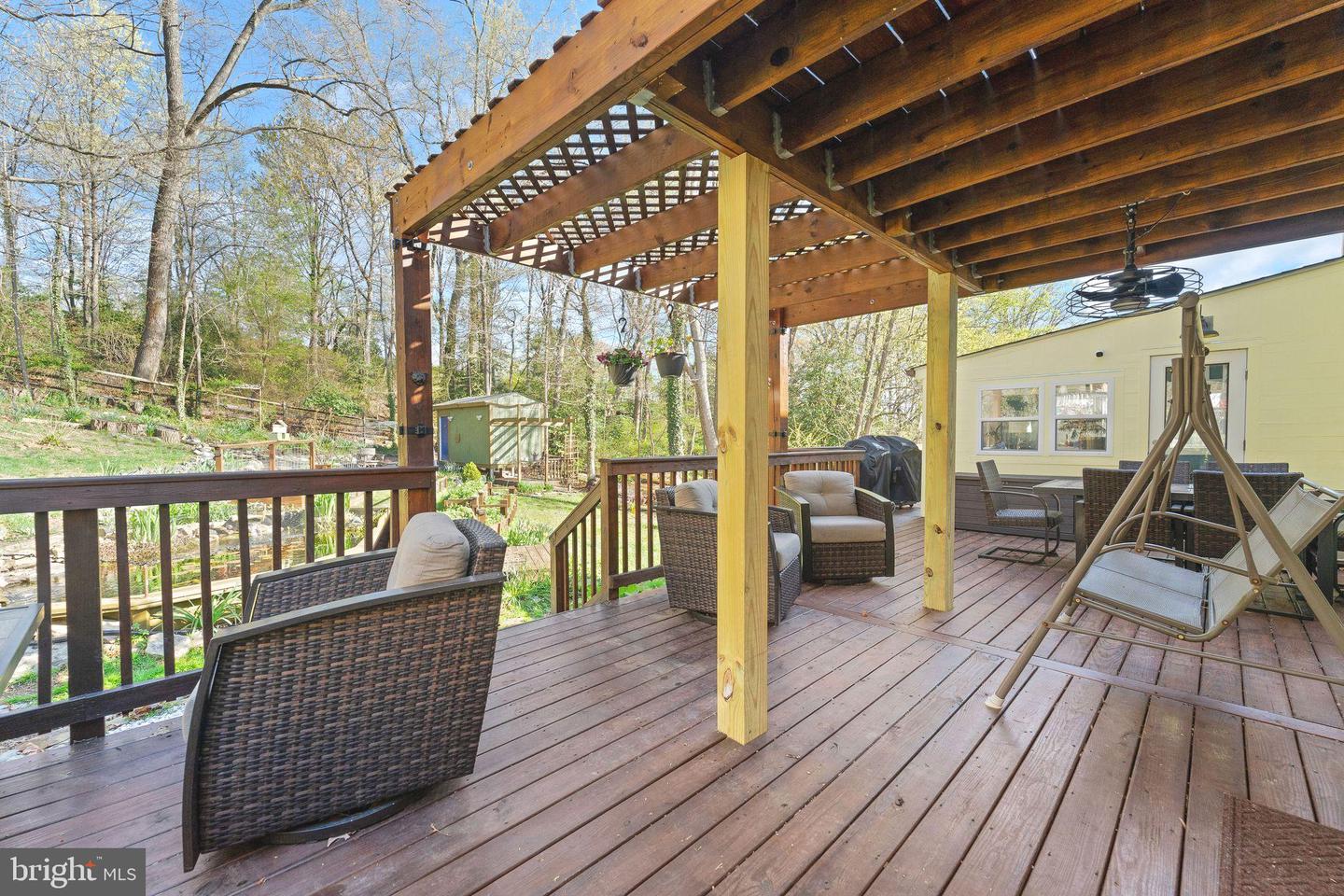 6119 Fairbourne Ct Property Photo 11