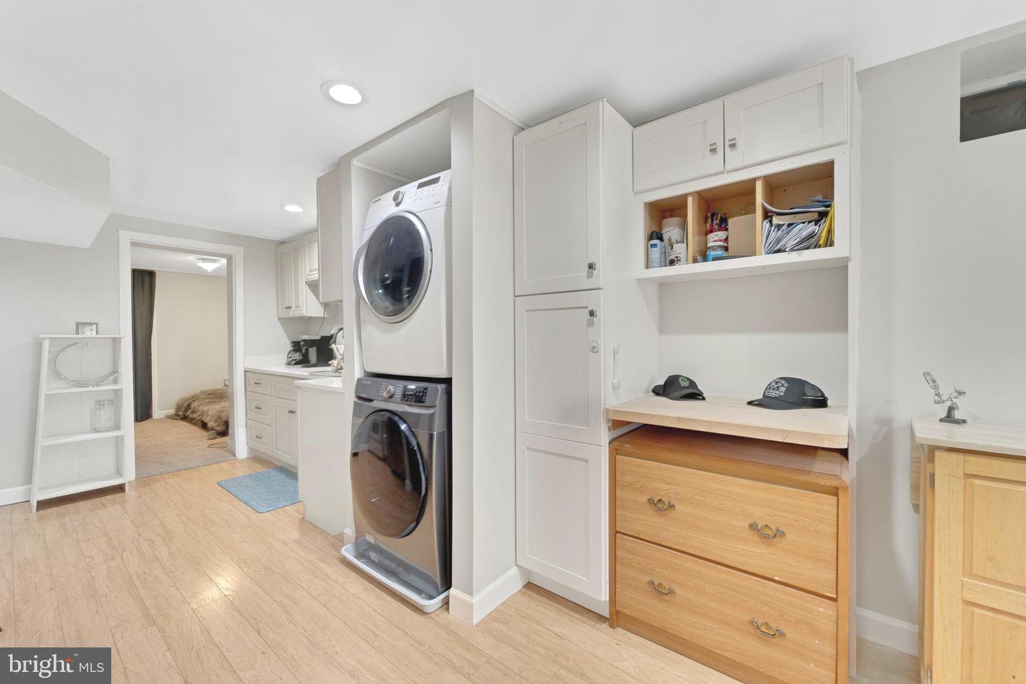 6119 Fairbourne Ct Property Photo 42