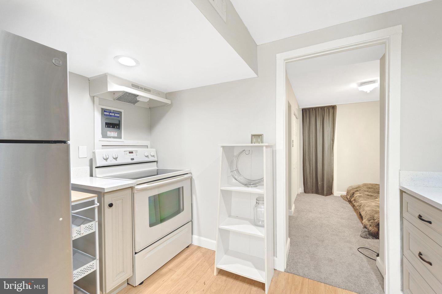 6119 Fairbourne Ct Property Photo 43