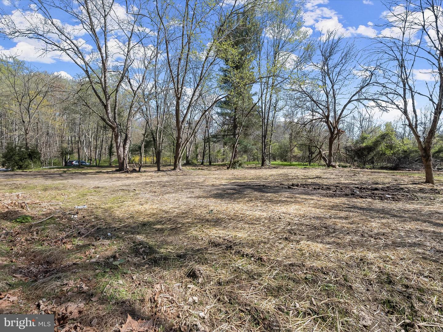 4640 Manor Ln Property Photo 1
