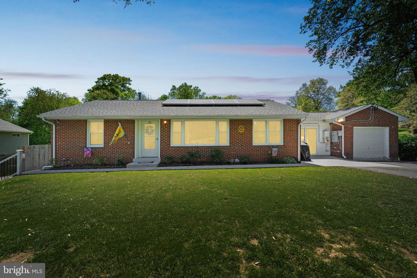 8549 Marybeth Way Property Photo 1