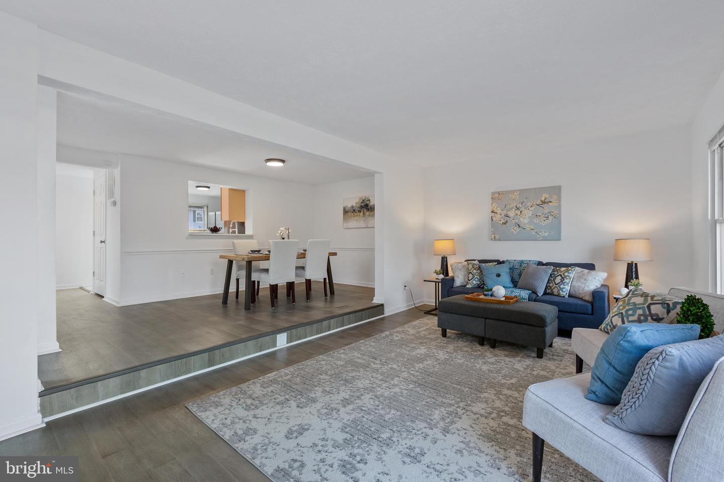 7500 Rain Flower Way Property Photo 8