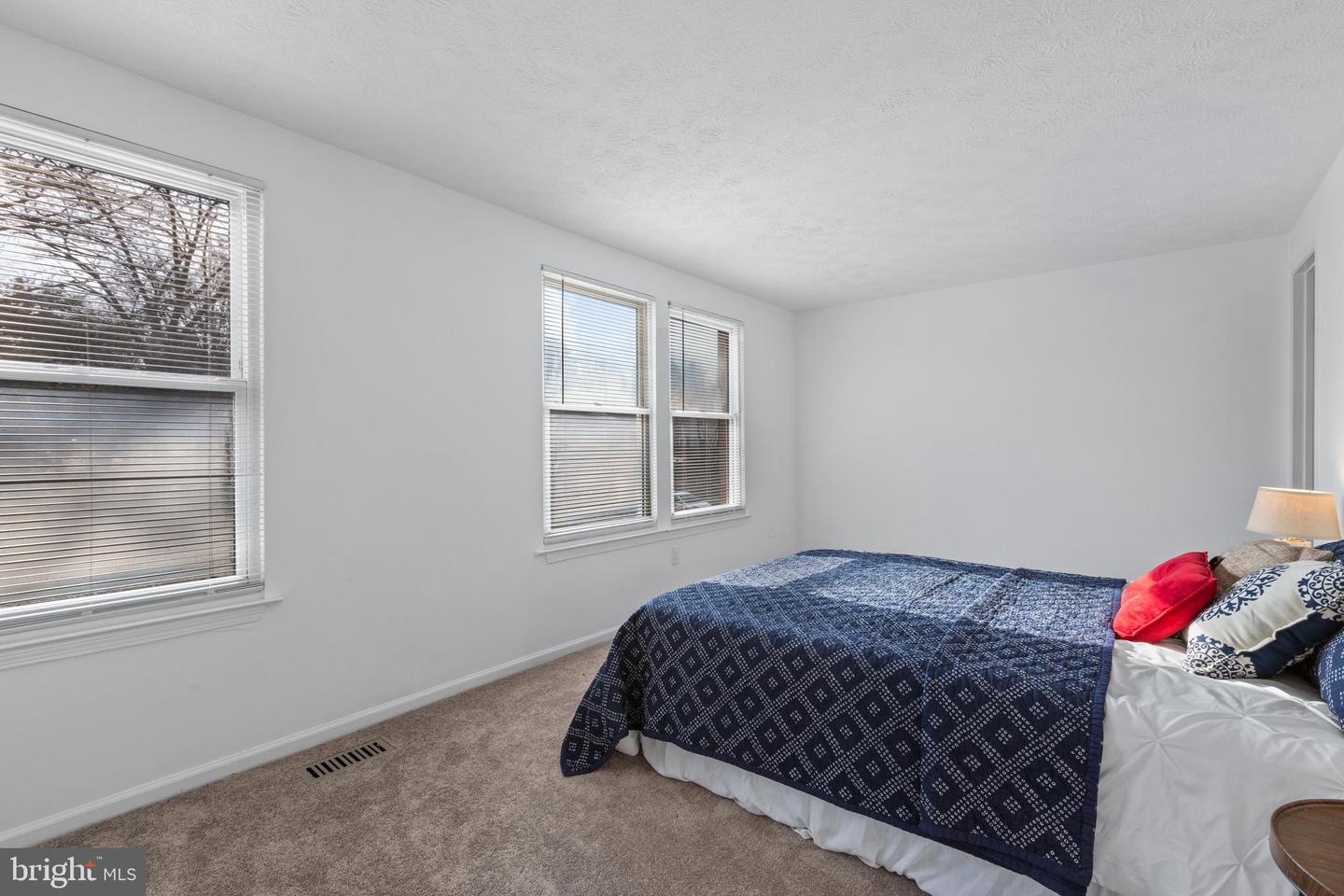 7500 Rain Flower Way Property Photo 12