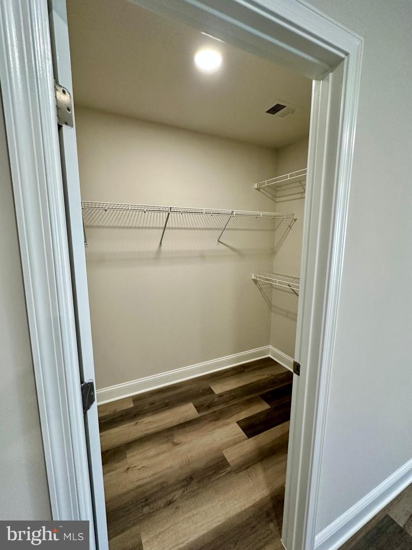 7240 Maidstone Pl #241 Property Photo 16