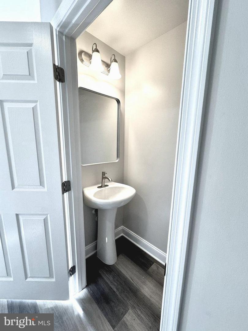 7240 Maidstone Pl #241 Property Photo 29
