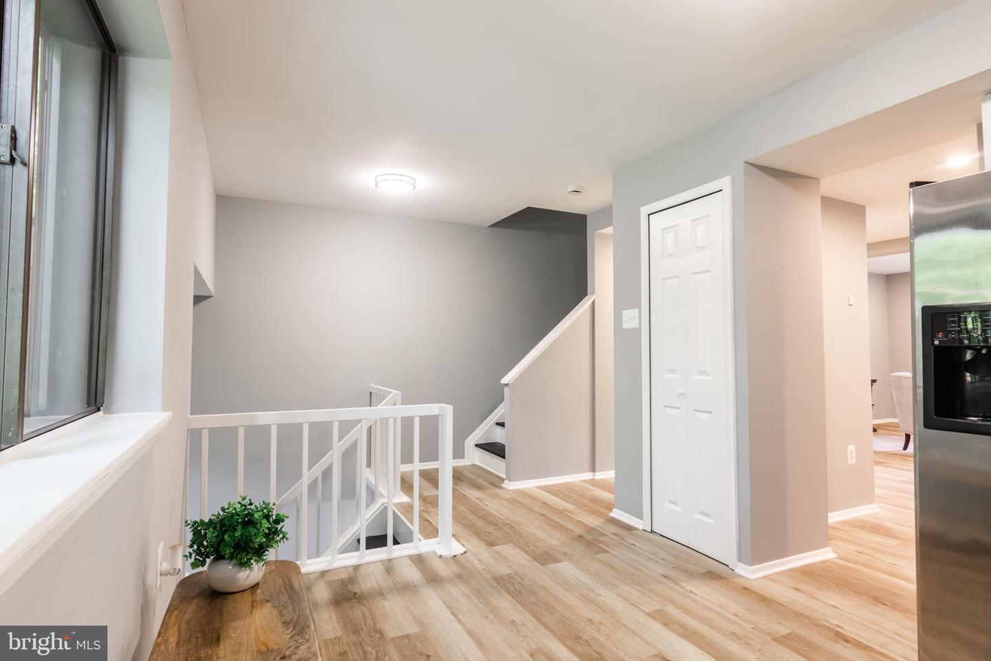 7374 Hickory Log Cir Property Photo 13