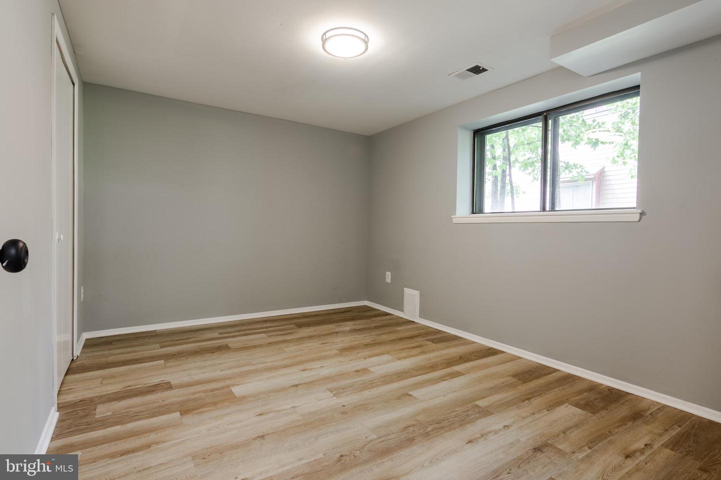 7374 Hickory Log Cir Property Photo 19