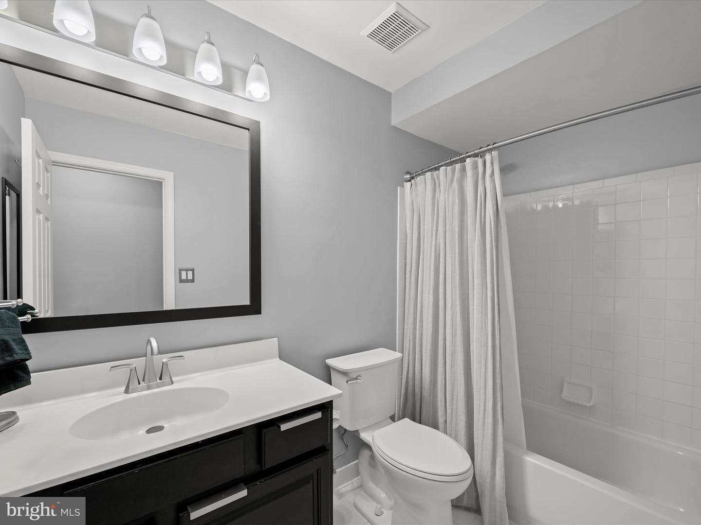 5145 Little Creek Dr Property Photo 35