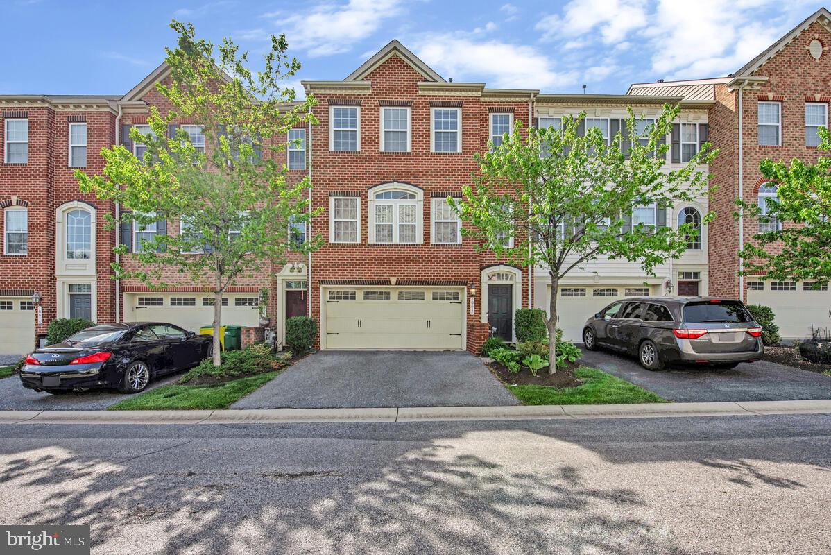 10610 Old Ellicott Cir #10 Property Photo 1