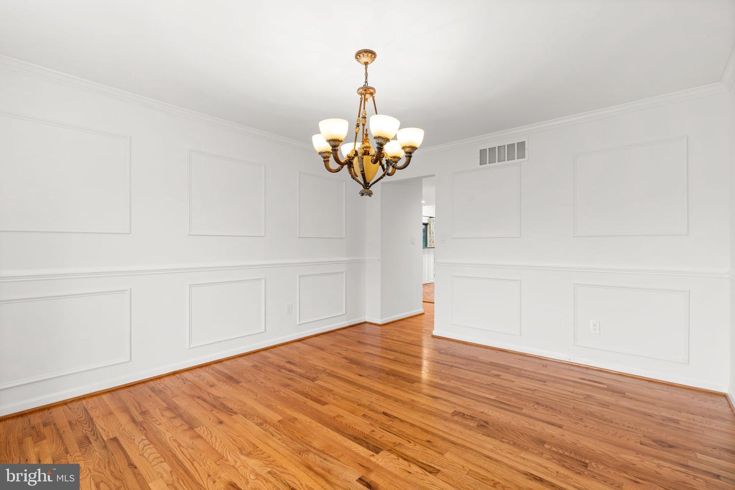 10209 Wetherburn Rd Property Photo 9