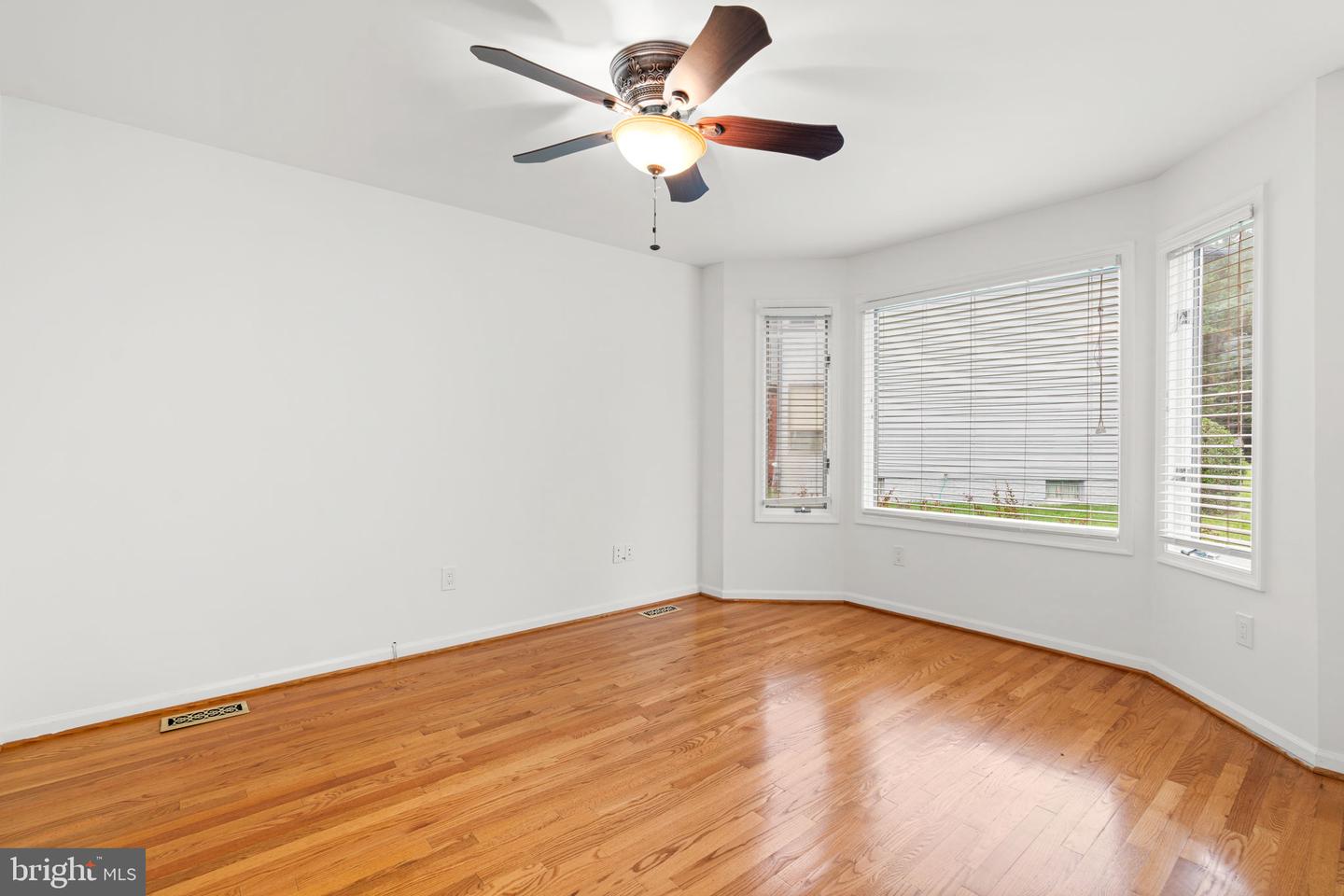 10209 Wetherburn Rd Property Photo 25