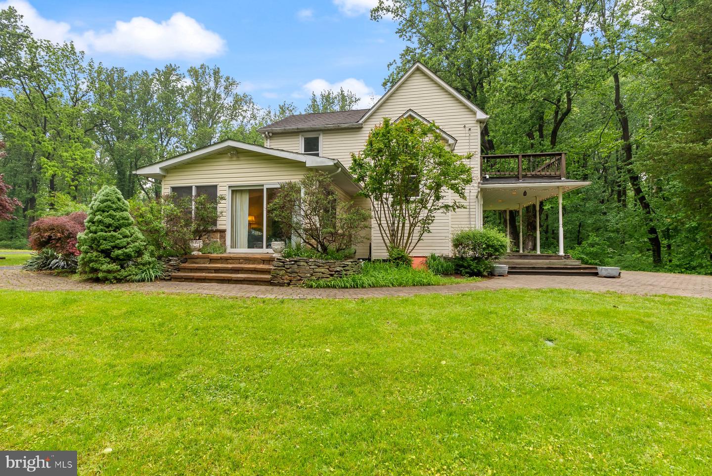 4889 Ilchester Rd Property Photo