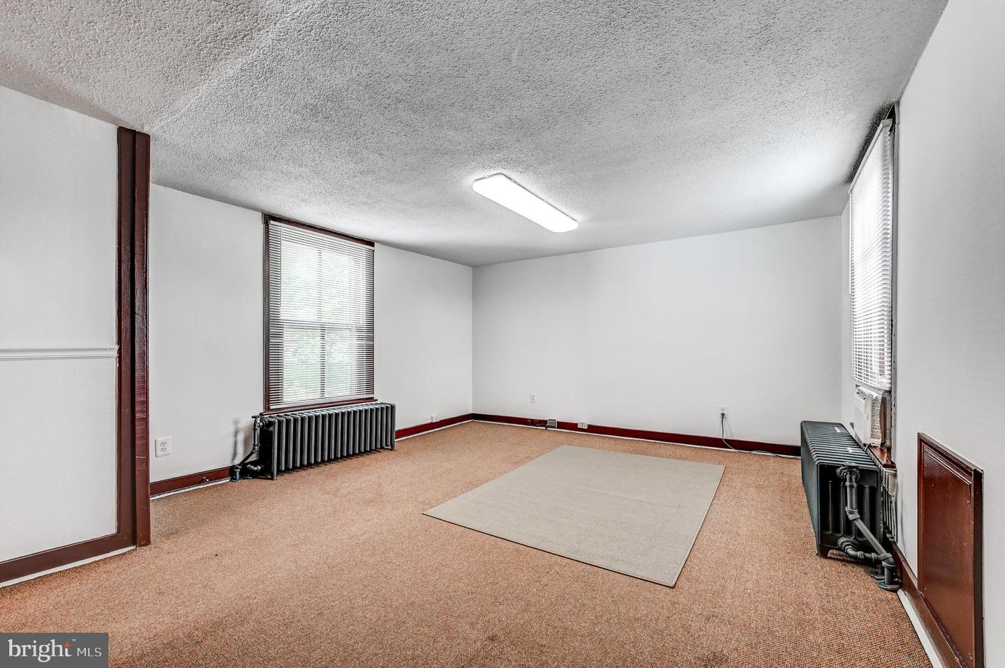 3685 Park Ave Property Photo 17