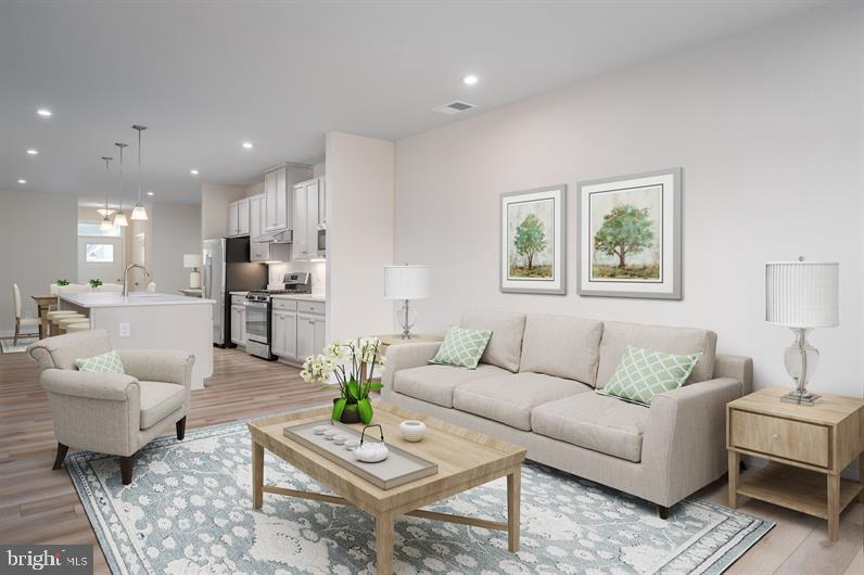 Wisteria Ln #caroline W/ Basement Property Photo 8