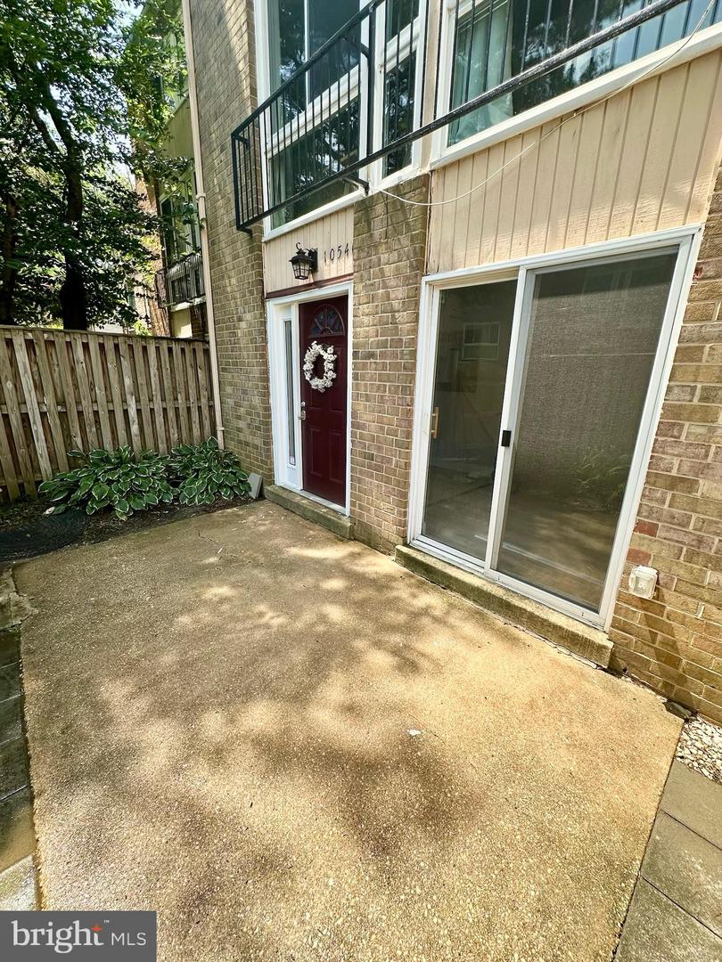10540 Faulkner Ridge Cir #6-4 Property Photo 2