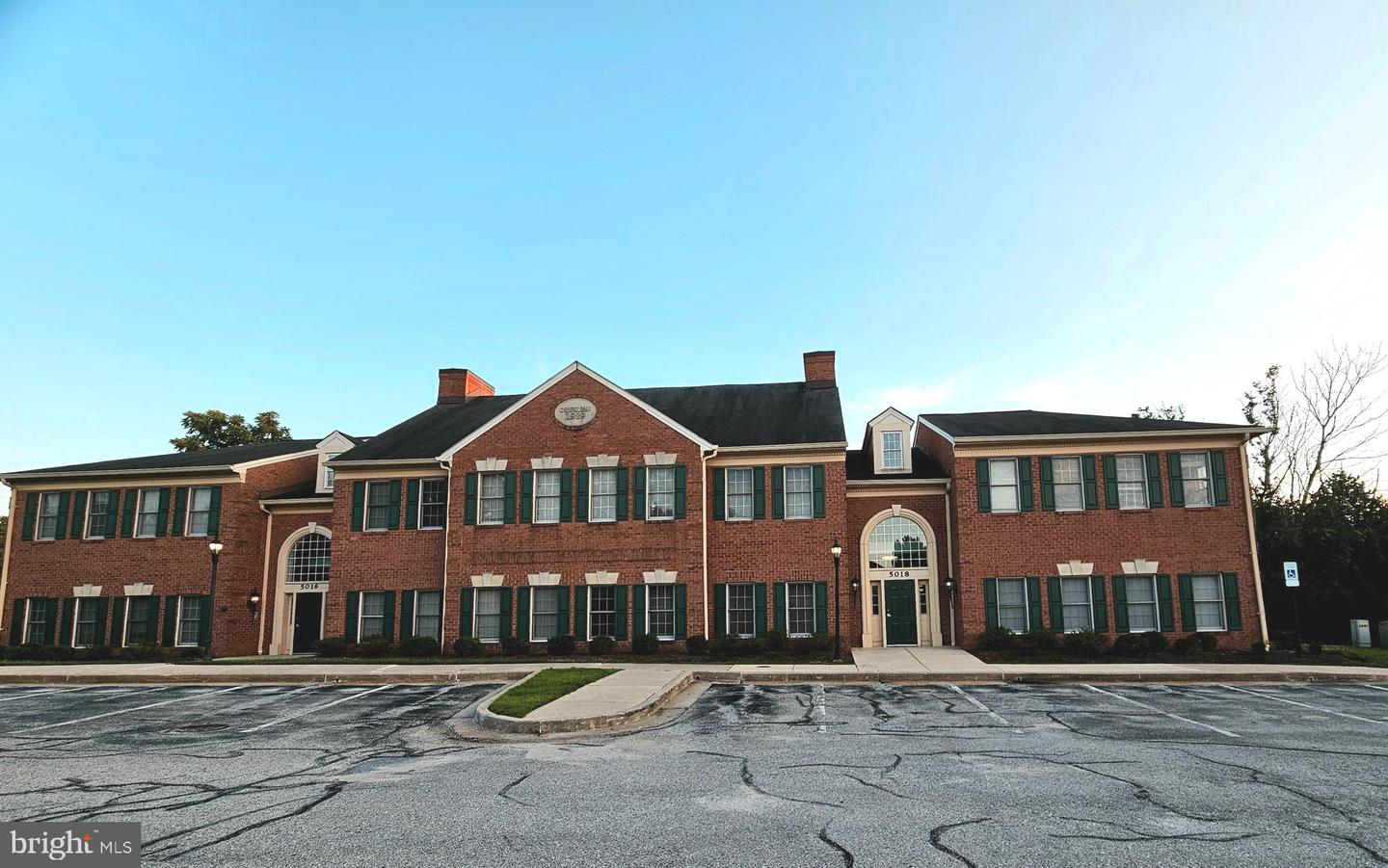 5018 Dorsey Hall Dr #104 Property Photo 17