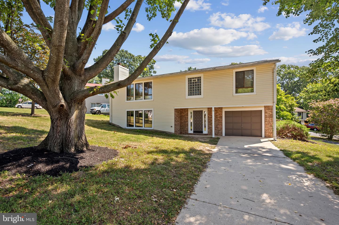 9509 Mellow Ct Property Photo 1