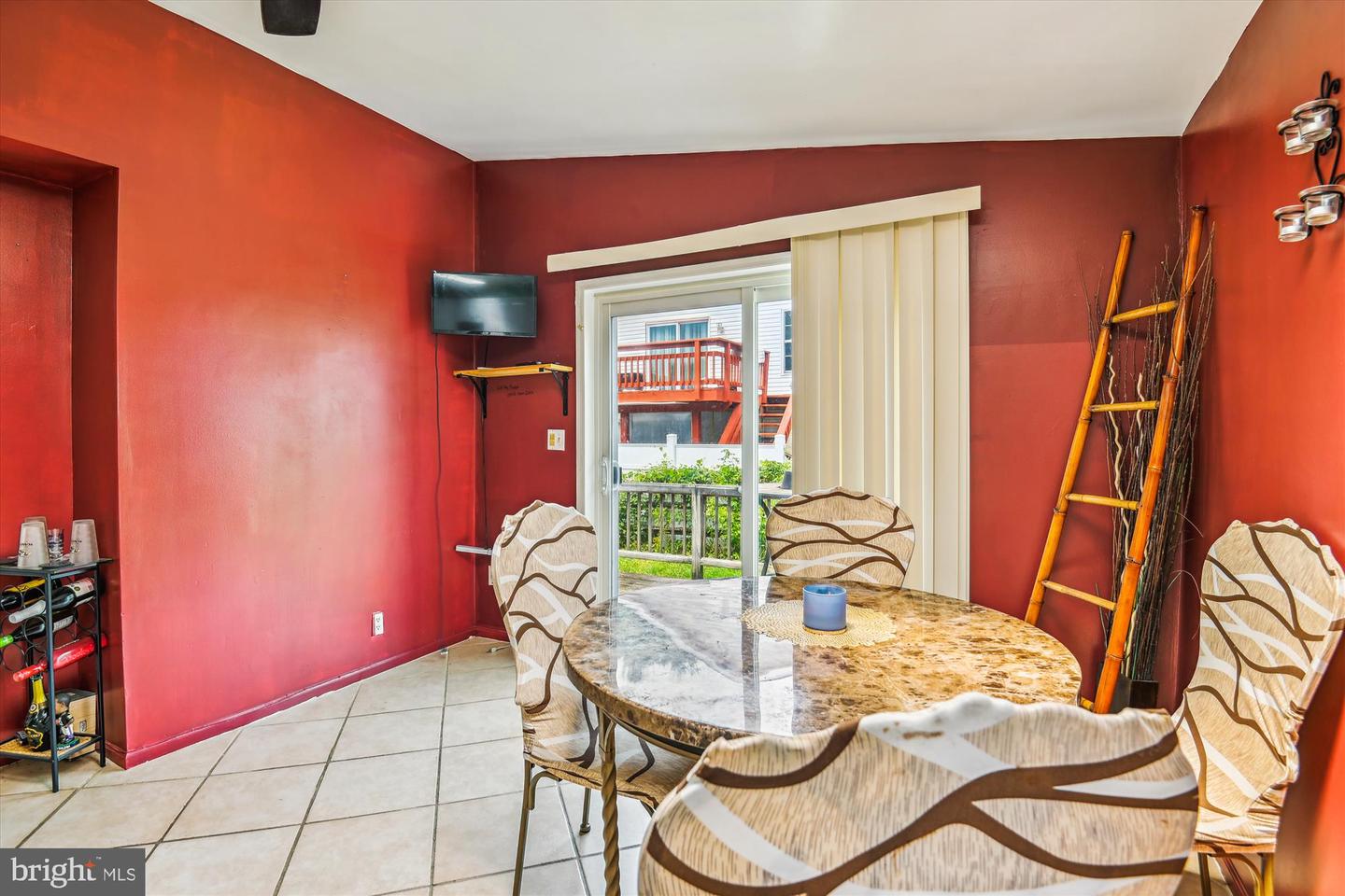 8941 Twelve Sons Ct Property Photo 10