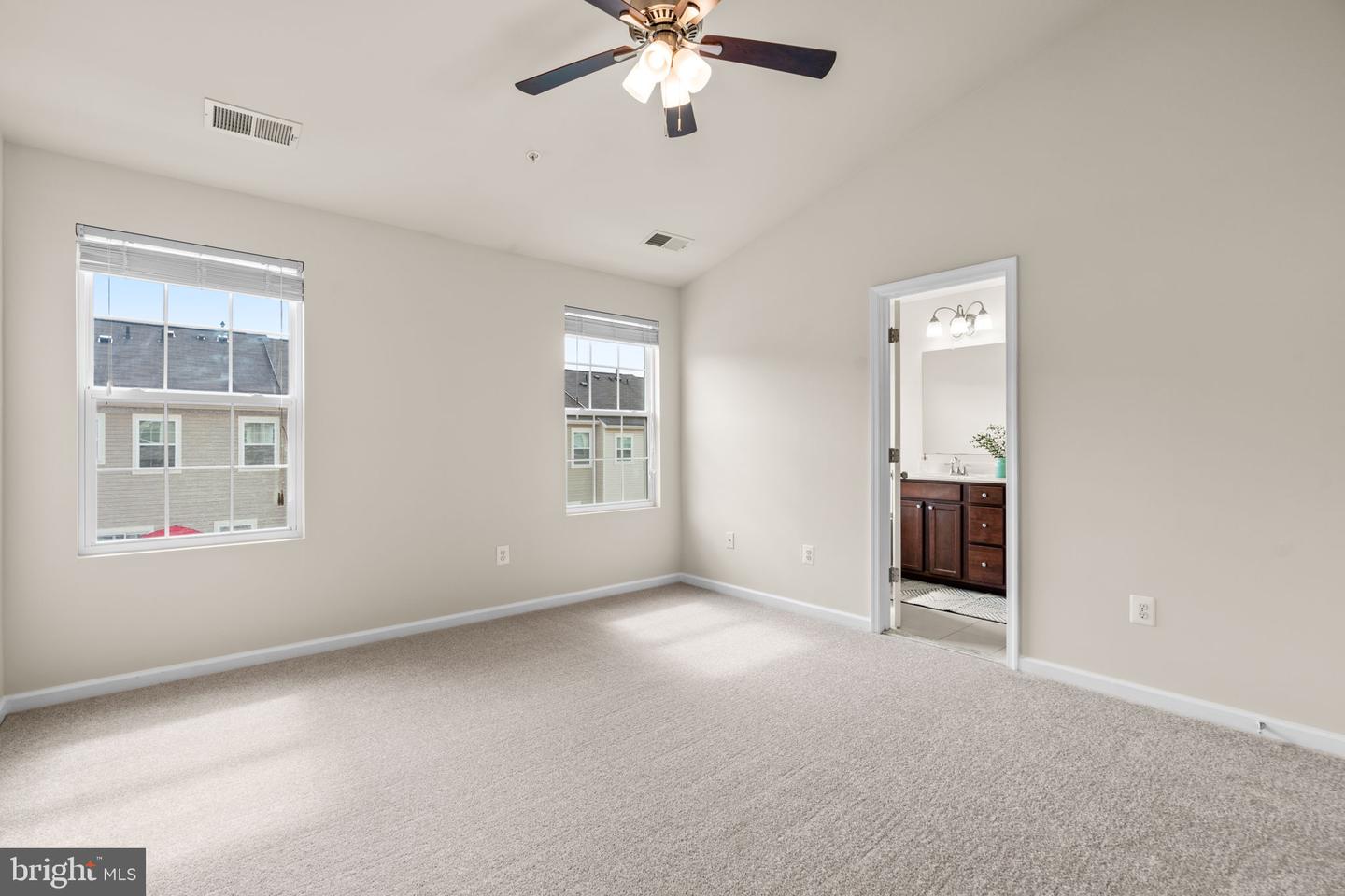 7720 Blue Stream Dr Property Photo 26